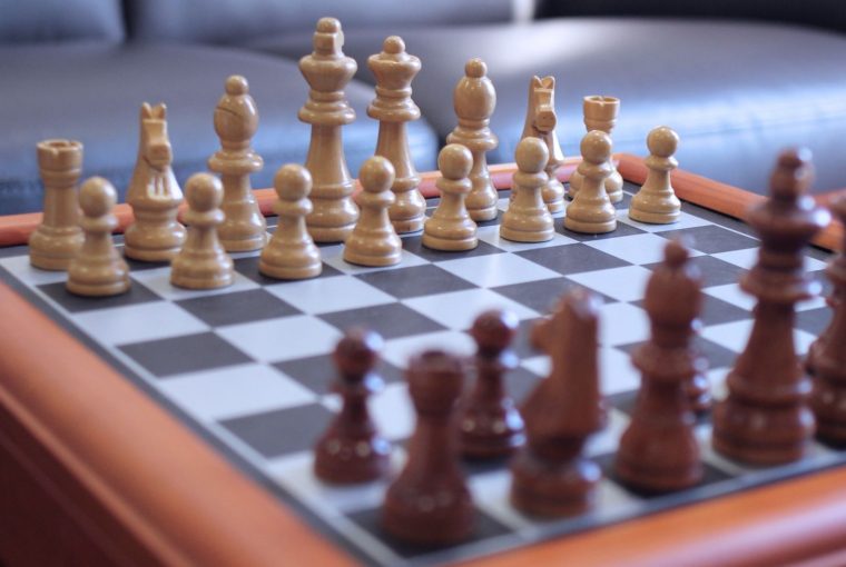 Stisimo_kommatiwn_Skaki_Pos_Xekiname_kommatia_Skakids