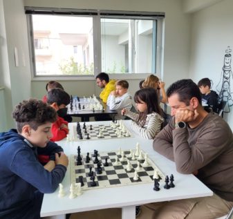 Τουρνουά Σκάκι εσωτερικό τουρνουά Σκακιστική ακαδημία Ηρακλείου κίνηση ματ