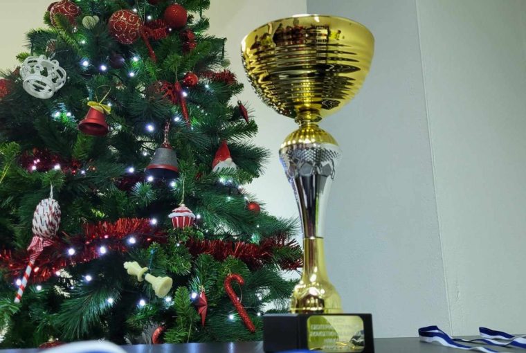 Χριστουγεννιάτικο τουρνουά σκακιστική ακαδημία Ηρακλείου Κίνηση Ματ μαζί με σκακιστικό τμήμα ΓΣ Νίκος Καζαντζάκης.