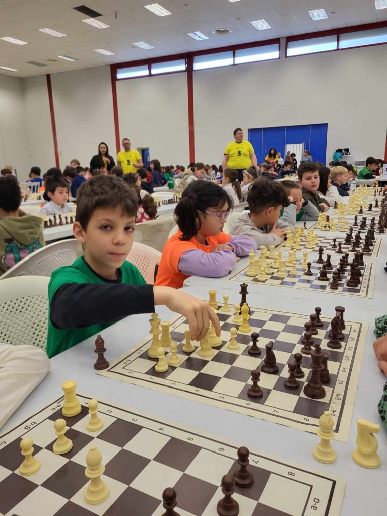 Σχολικοί μαθητικοί αγώνες σκάκι ΠΕ Ηρακλείου 2025 Β Δημοτικού Σκακιστική Ακαδημία Ηρακλείου Κίνηση Ματ